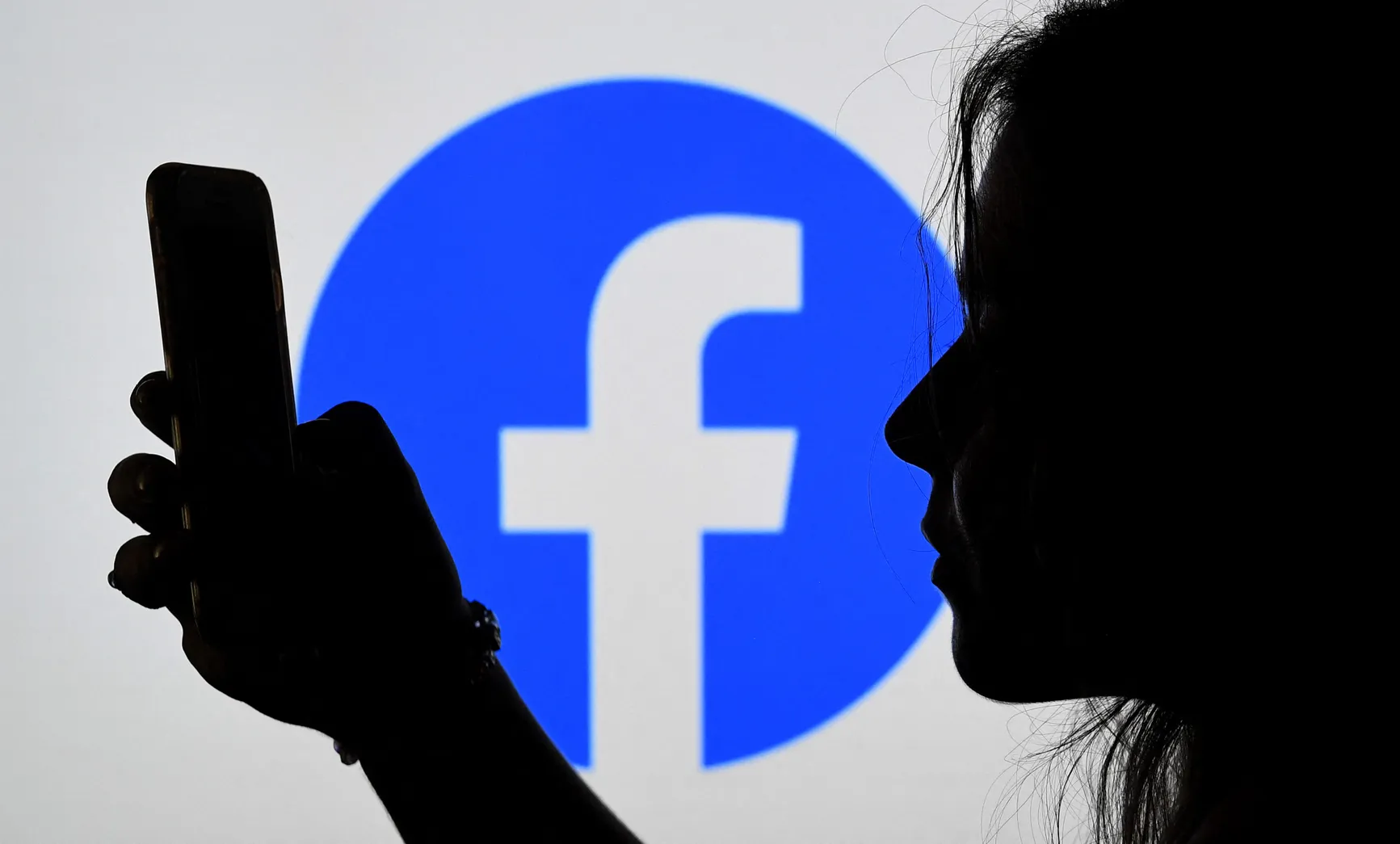 Line introduces number filtering technology to ensure user information security and privacy