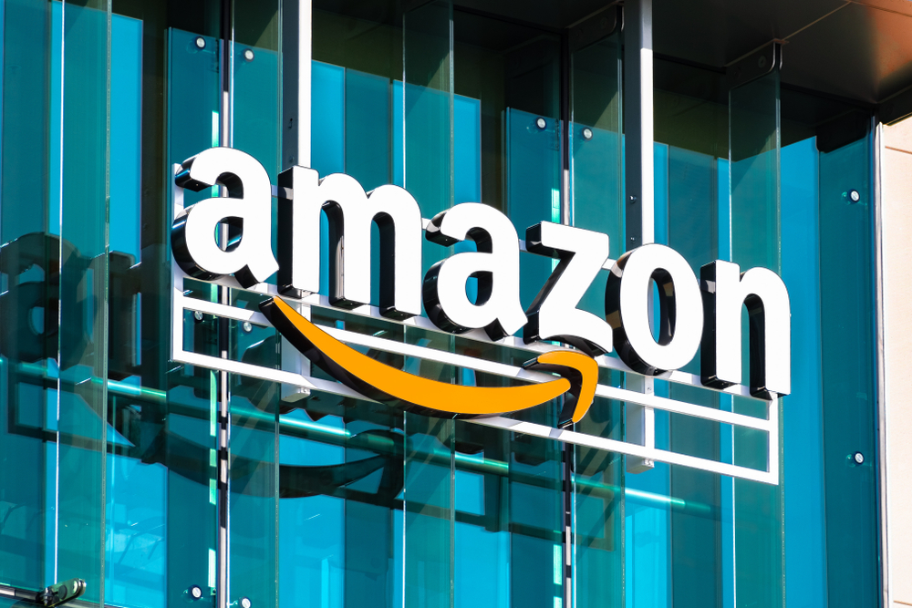 What platforms can improve efficiency for Zalo's cross-border e-commerce business? Zalo Translation