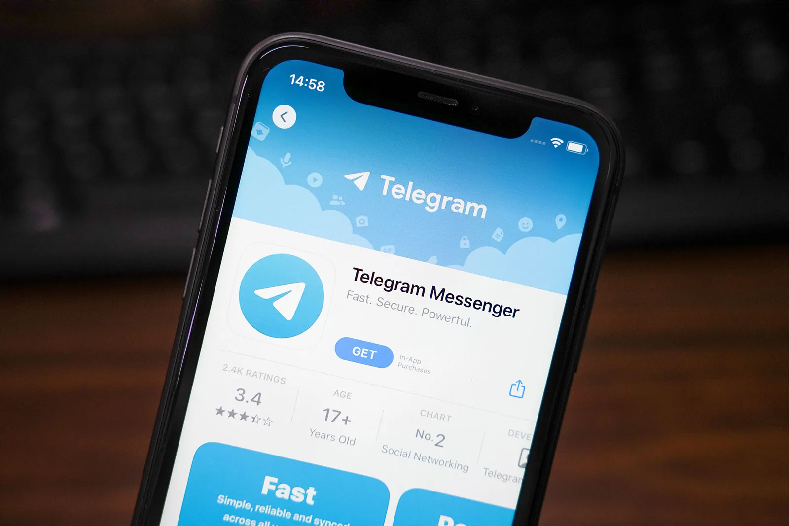 How to add friends using an ID on an airplane