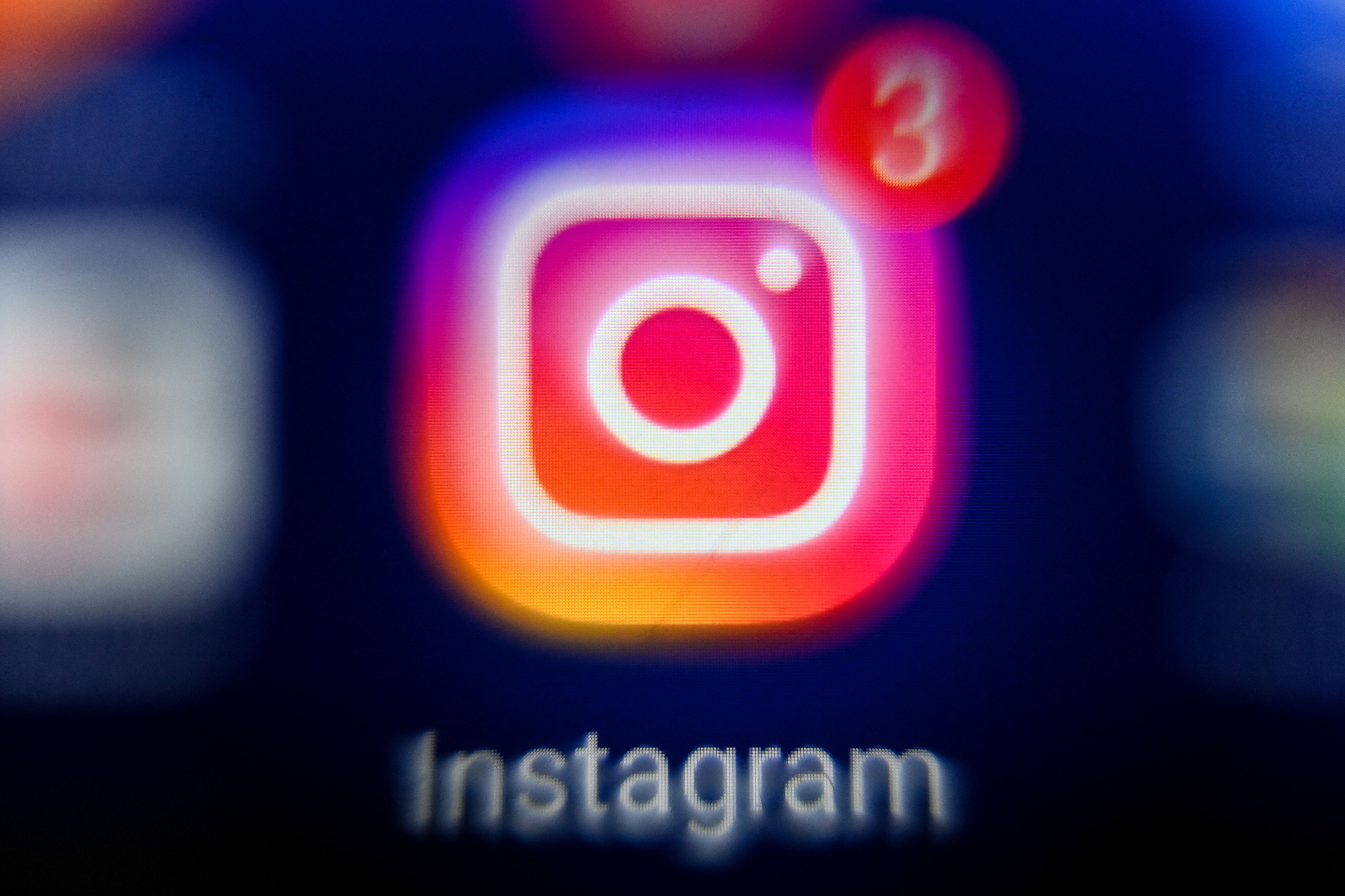 How can you determine the country of origin of a Snapchat account? A list of practical methods.